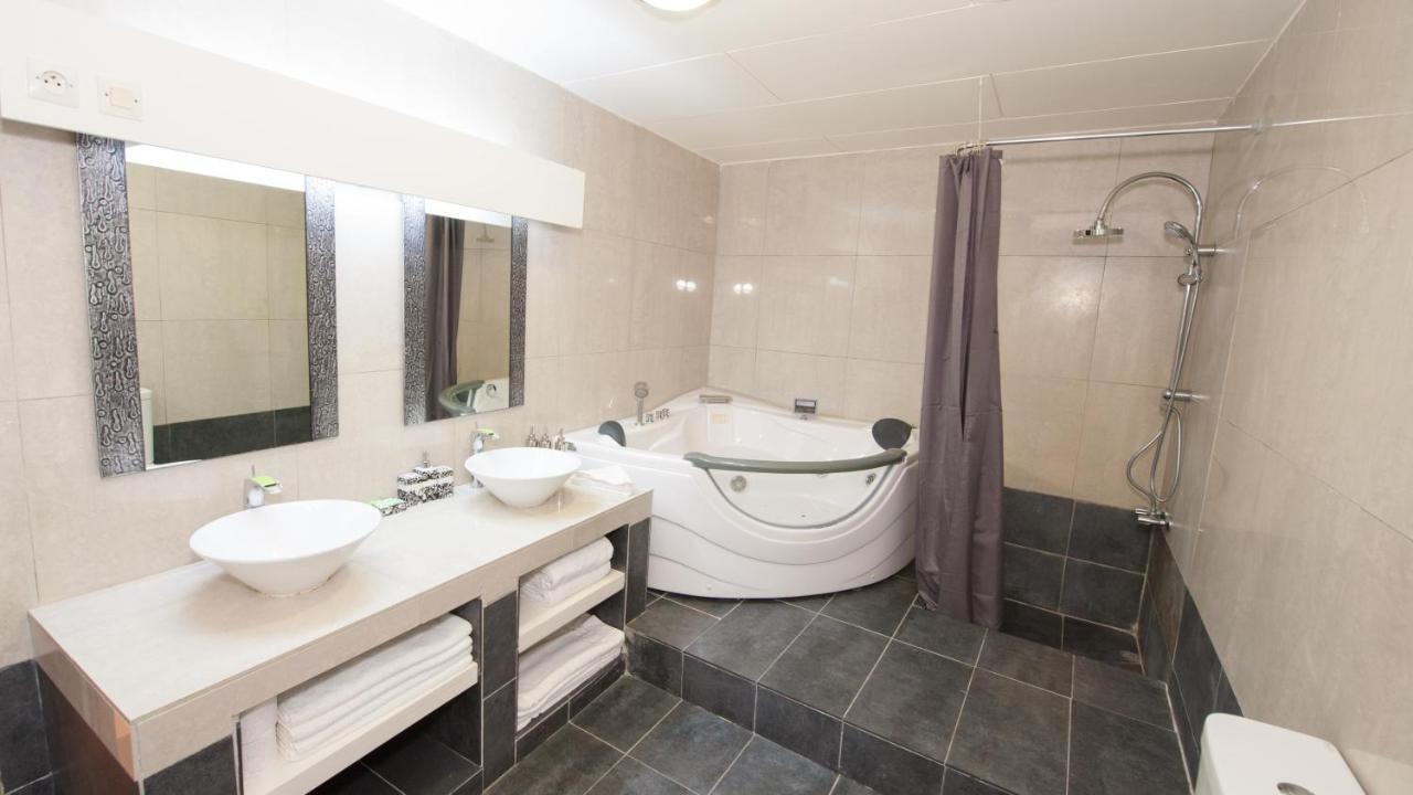 Residence Hoteliere Du Phare Libreville Dış mekan fotoğraf
